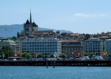 Der Altstadthügel mit der Kathedrale St. Peter